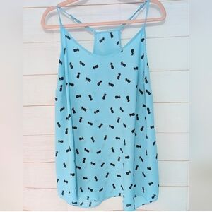 Nwot Sky Blue 💙 Tank With All Over Pineapple 🍍🍍 Print  Size 2X